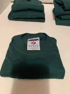 NEW LOT OF 4 DARK GREEN Y MEDIUM (10-12) JERZEES T SHIRT HEAVYWEIGHT 100% COTTON - Picture 1 of 5
