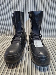 MICKEY MOUSE BUNNY BOOTS 12 REGULAR Black Used, usually fits size 13 shoe - Picture 1 of 16