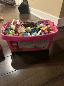 LEGO #5560 PINK TUB BUILDING TOYS LOT  