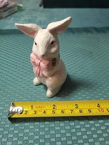 Vtg. Porcelain Bunny Figure - Picture 1 of 8