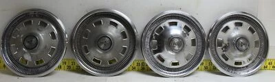 Juego de tapacubos Mopar 14" usados OEM cubiertas de rueda Dodge Dart Charger Pass 1967. (4358 Foto 1 de 4