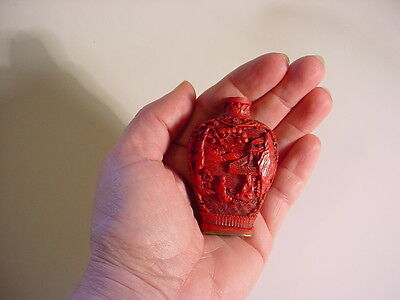 Beautiful 20th Century CHINESE Hand Carved CINNABAR LACQUER RED  SNUFF BOTTLE. • 290£