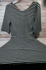 41hawthorn dress medium striped - Picture 1 of 8