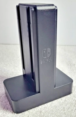 任天堂 Switch PowerA Joy Con 控制器 4 端口充电底座 — 第 1/3 张图片