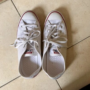 Converse White Dainty Shoes Size 8 Womens - Picture 1 of 6