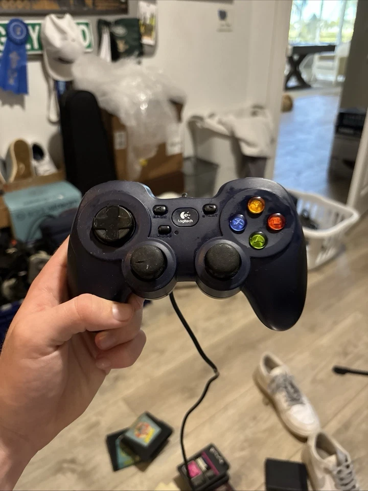 Logitech F310 Gamepad USB Wired Controller for PC Mac 840-000058 G-U0001 Genuine - Image 1 of 1