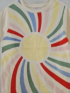 NWT HANNA ANDERSSON SUN RAYS SLIM FIT RAINBOW SWIRL JERSEY TEE SHIRT 100 4 - Picture 1 of 5