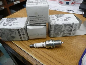 new audi Spark Plugs Set 4x fits AUDI A3 1.8 06 to 13 CDAA 06H905601A 101905625 - Picture 1 of 1