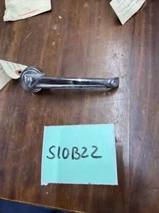 GENUINE INTERNATIONAL SCOUT 80 AND SCOUT 800 INSIDE DOOR HANDLE NOS NEW 862106R2 - Picture 1 of 2