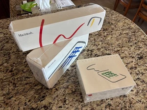 M0100 M0110 M0120 Apple Macintosh Picaso KEYBOARD, MOUSE, KEYPAD - NEW & SEALED! - Picture 1 of 16