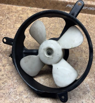 1982 Honda Goldwing Gold Wing GL1100 GL 1100 радиатор вентилятор мотор 1980 охлаждения F9 - Изображение 1 из 3