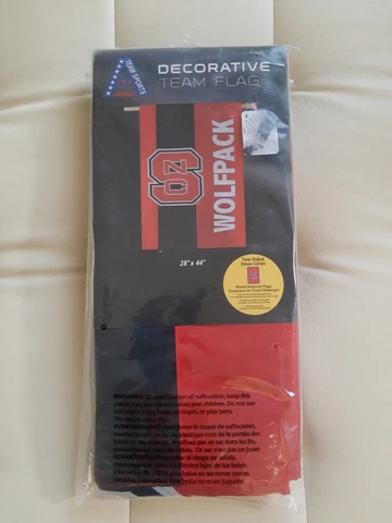 28x44 NC STATE WOLFPACK Decorative Team FLAG TEAM SPORTS AMERICA Cover