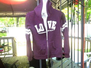 Girl's Youth Red Reflex Kids Love Logo Full Zip Size Small 7/8 Hoodie - Picture 1 of 2
