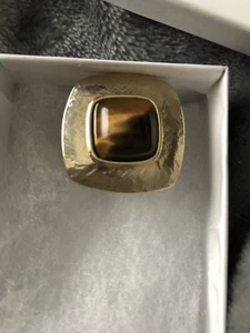 NWT WHITE HOUSE BLACK MARKET Tiger Eye Ring - Stretch Band - One Size - Picture 1 of 3