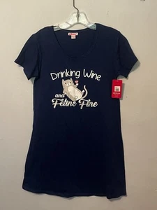Neu mit Etikett Puppenhaus Schlafshirt blau Baumwolle Kurzarm knielang Katze weinrot Gr. M - Bild 1 von 9