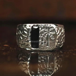 Black Onyx Mens Signet Ring, 925 Sterling Silver, Oxidized Vintage Ring - Picture 1 of 6