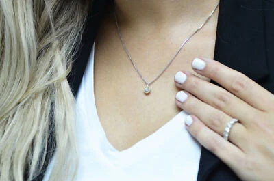 Collar Colgante Halo Diamante Real Amarillo Redondo Oro Blanco 14K 0.40 ct Tratado Foto 1 de 4