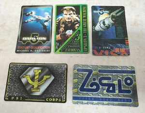 1997 Juego de 5 tarjetas/tarjetas de identificación/cartera Babylon 5 - sin usar - 3 3/8" x 2 1/8" - Imagen 1 de 1