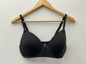 Reggiseno Victorias Secret Intimates T-shirt nero tinta unita leggermente foderato senza fili 36D - Foto 1 di 7