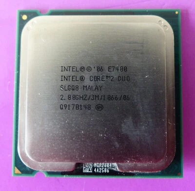 Intel Core 2 Duo E7400 2.80Ghz 3M 1066Mhz SLGQ8 Sockel 775 - Bild 1 von 3