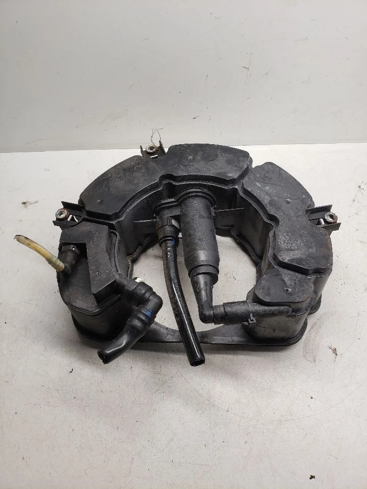 Bote de vapor de combustible Jetta 2006 1409289 Foto 1 de 4