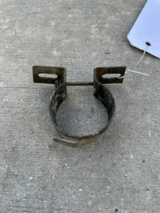 Jeep Wrangler YJ CJ 4.2L Ignition Coil Mounting Bracket OEM - Picture 1 of 5