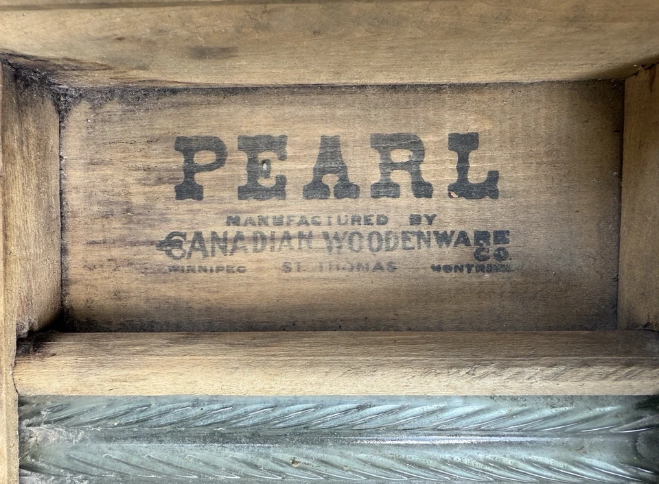 Vintage Antique Pearl Wooden Washboard Ribbed Glass Scrubbing Surface 1906-1910 - Image 1 of 4