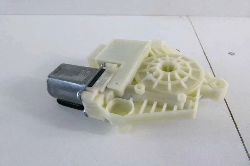 Original VW Passat 3G B8 Golf 7 Fensterhebermotor hinten rechts 5Q4959812E - Bild 1 von 1