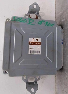 SAAB 9-2X 2005 vagón 2,5 L módulo de control electrónico del motor ecu 22611aj941 at 05 Foto 1 de 4