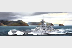 Trumpeter 05766 1/700 German cruiser Prinz Eugen 1942 - Picture 1 of 6