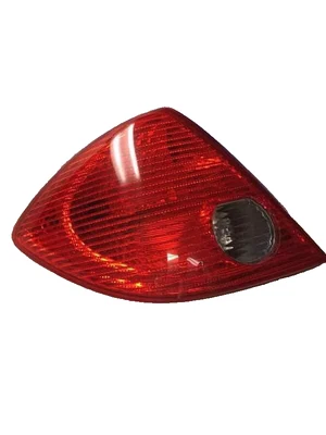 Conjunto de luz trasera 15242 05 06 07 08 09 10 PONTIAC G6 izquierda usada OEM (solo sedán) Foto 1 de 3