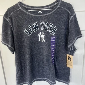 T-shirt nuova con etichette New York Yankees Majestic Cooperstown Collection grigio blu XXL - Foto 1 di 8