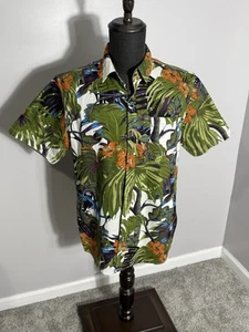 Ditch Plains By Ricky Singh Men’s Short Sleeve Button Up Sz XL Hawaiian AOP EUC - Picture 1 of 5