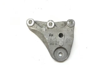 GENUINE AUDI A1 8X OS DRIVERS SIDE ENGINE MOUNT BRACKET 6R0199185 2011-2018 - Picture 1 of 2
