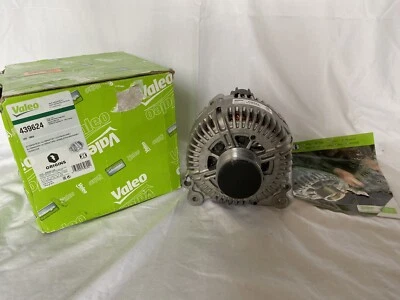Valeo 439624 Alternator for Select Audi Q7 Porsche Cayenne Volkswagen Touareg - Image 1 of 4