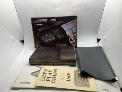 Kasparov Schachcomputer plus Schachspiel von SciSys 1987 verpackt mit Anleitungen - Bild 1 von 4