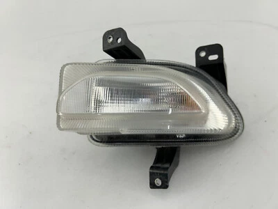 Luz antiniebla OEM | 2015-2018 Jeep Renegade (izquierda/conductor) Foto 1 de 4
