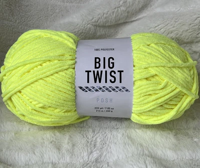 BIG TWIST ELEGANTE HILO BRILLO LIMÓN 1 MADEJA 233 YARDAS 7,05 oz AMARILLO NUEVO Foto 1 de 3