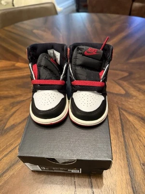 Nike Air Jordan 1 Retro Alto OG TD Tenis Puntera Negra FD1413-106 Niño Pequeño Talla 3C Foto 1 de 4