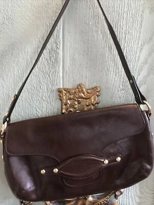 Bolso de hombro de cuero marrón oscuro Monsac Foto 1 de 4