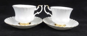 2 x Vintage Royal Albert Bone China England 'Val D'or' Tea Cup and Saucer Set - Picture 1 of 14