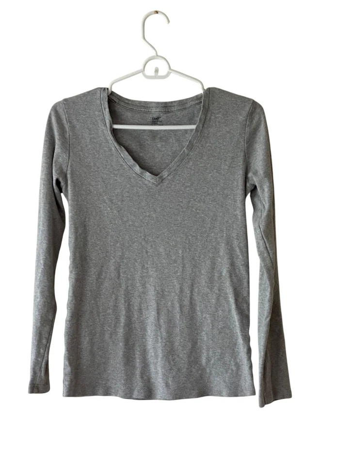 Gap  Perfect V-Neck Tee Long Sleeve V-Neck Thermal Layering Basis Size M - Image 1 of 4