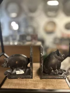 Cast Iron Metal Pig Bookends Antique Country Farmhouse Decor - Picture 1 of 2