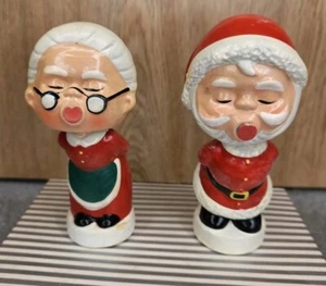 Vintage Santa & Mrs. Claus Kissing Bobbleheads Nodders Christmas 1960's Japan - Picture 1 of 8