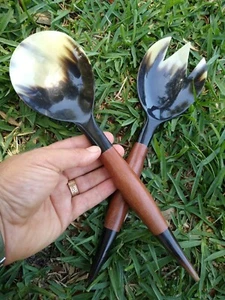 Serving/salad spoon set - Artesanal item - Genuine bull horn - Picture 1 of 6