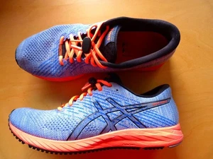 TOP! Neuwertige Asics Gel DS Trainer 24 Laufschuhe in Gr. 41 1/3 = 26cm - Bild 1 von 8