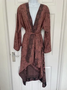 Gabrielle Parker ~ Terracotta Pink Dipped Hem Silky Robe ~ One Size - Picture 1 of 5