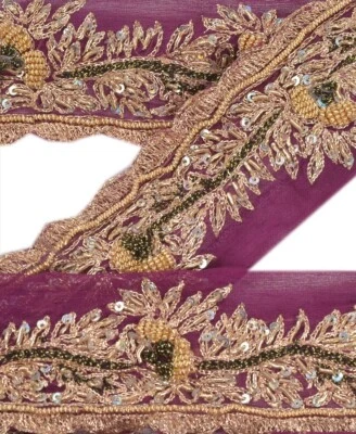 Borde de sari vintage con cuentas artesanales de 1 yarda de cinta púrpura Sanskriti Foto 1 de 4
