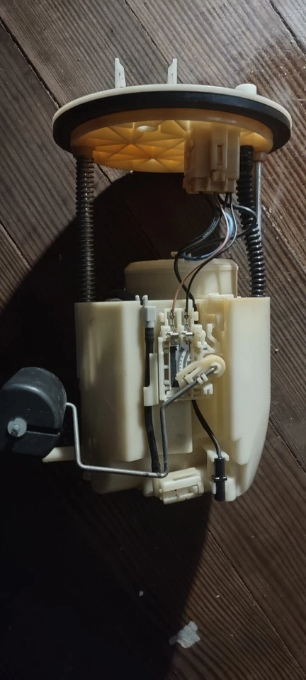 Conjunto de módulo de bomba de combustible Mitsubishi Eclipse/galant 2006 2,4 Delphi FG1266 Foto 1 de 1