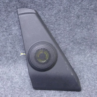 2006-2010 Mazda 5 RH передняя дверь твитер динамик зеркало крепление крышка черный 78810 - Изображение 1 из 3